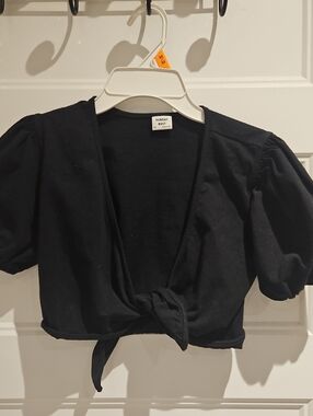 Sunday Best Black Tie-Front Puff Sleeve Crop Top